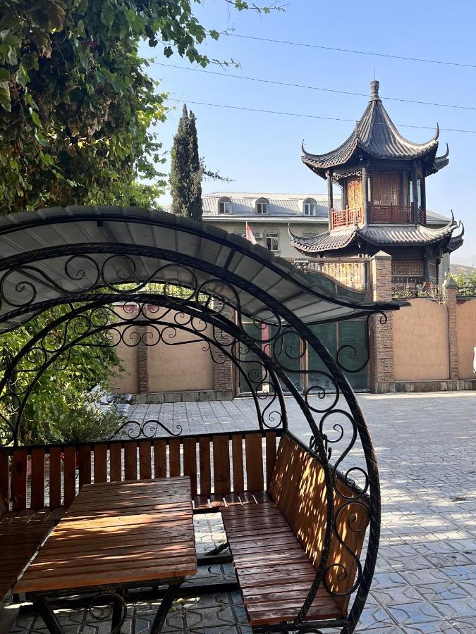 Alisher Hotel Dushanbe Exterior foto