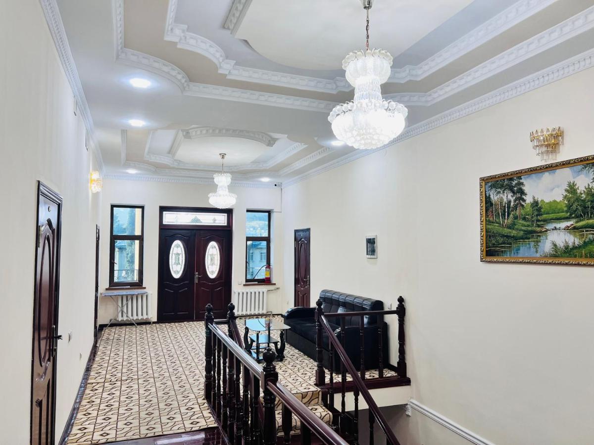 Alisher Hotel Dushanbe Exterior foto